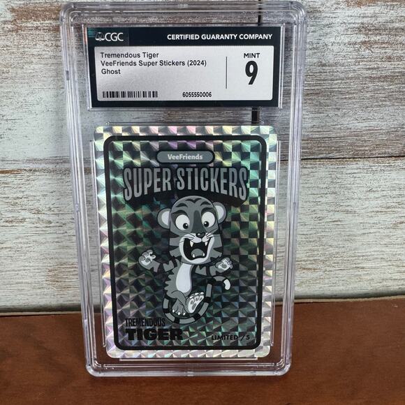 Veefriends Road to Veecon Ghost CGC 9 Tremendous Tiger and Ghost Pin Bundle /5 - Picture 2 of 11